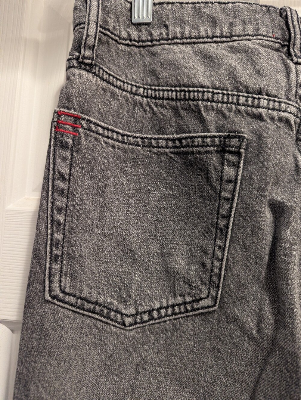 BDG Gray Distressed Slim Straight Button Fly Cotton Hi Rise Jeans Size 29 *GUC - Picture 10 of 15